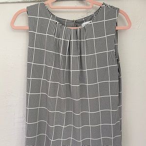 Sleeveless blouse